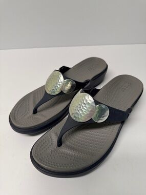 CROCS Sanrah Wedge Sandals Size 8